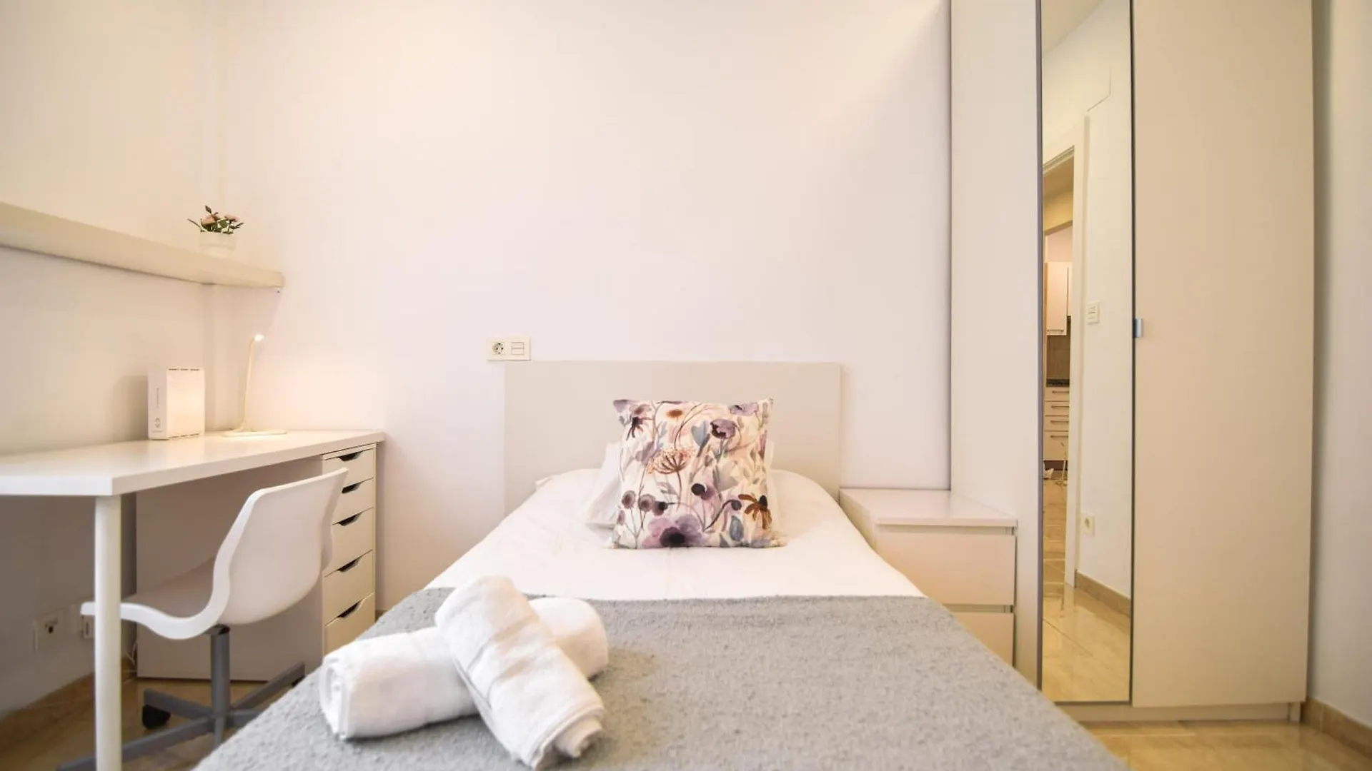 Descubre Bilbao Apartment 0*,